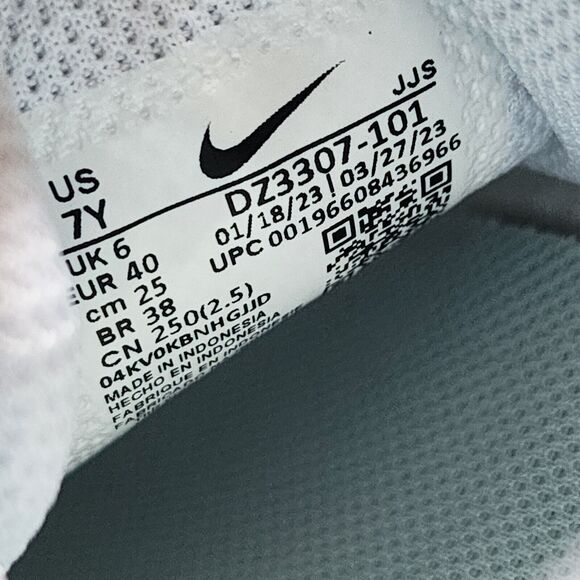 Nike Air Max 1 White Red Star Dust Guava Ice Brand New Sz 7Y - Picture 8 of 8